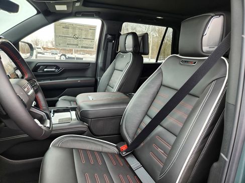 New 2026 GMC Yukon AT4 Ultimate image 17