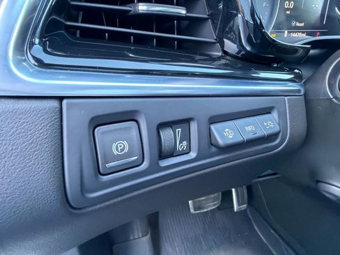 Used 2024 Cadillac XT6 Sport w/ LPO, ONYX Package AWD/4WD image 28