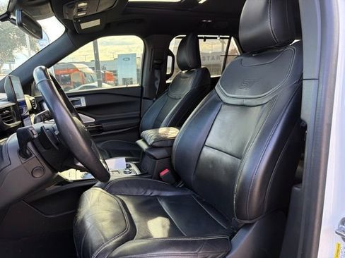 Used 2022 Ford Explorer ST w/ Equipment Group 401A AWD/4WD image 17