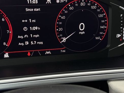 New 2026 Volkswagen Taos SEL AWD/4WD image 12