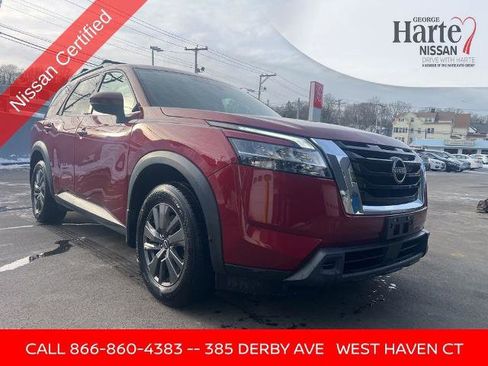 Certified 2022 Nissan Pathfinder SV w/ Cargo Package image 7