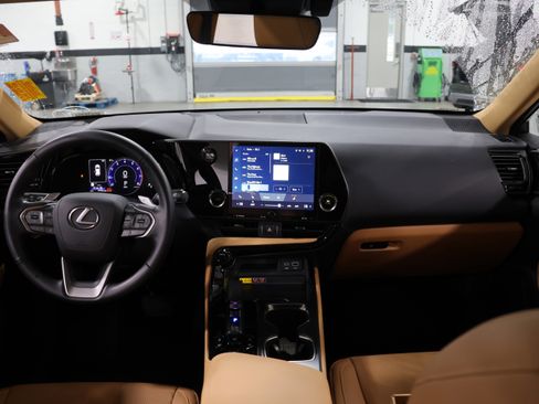 Certified 2026 Lexus NX 350 AWD image 16