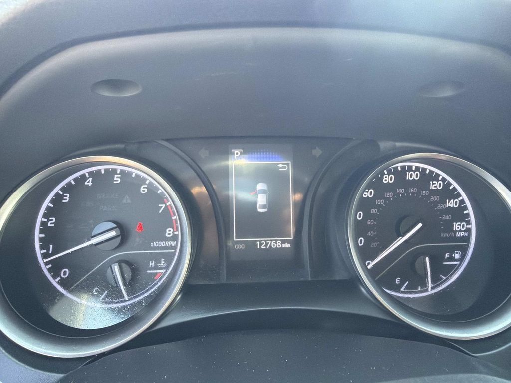 Used 2023 Toyota Camry SE FWD image 27