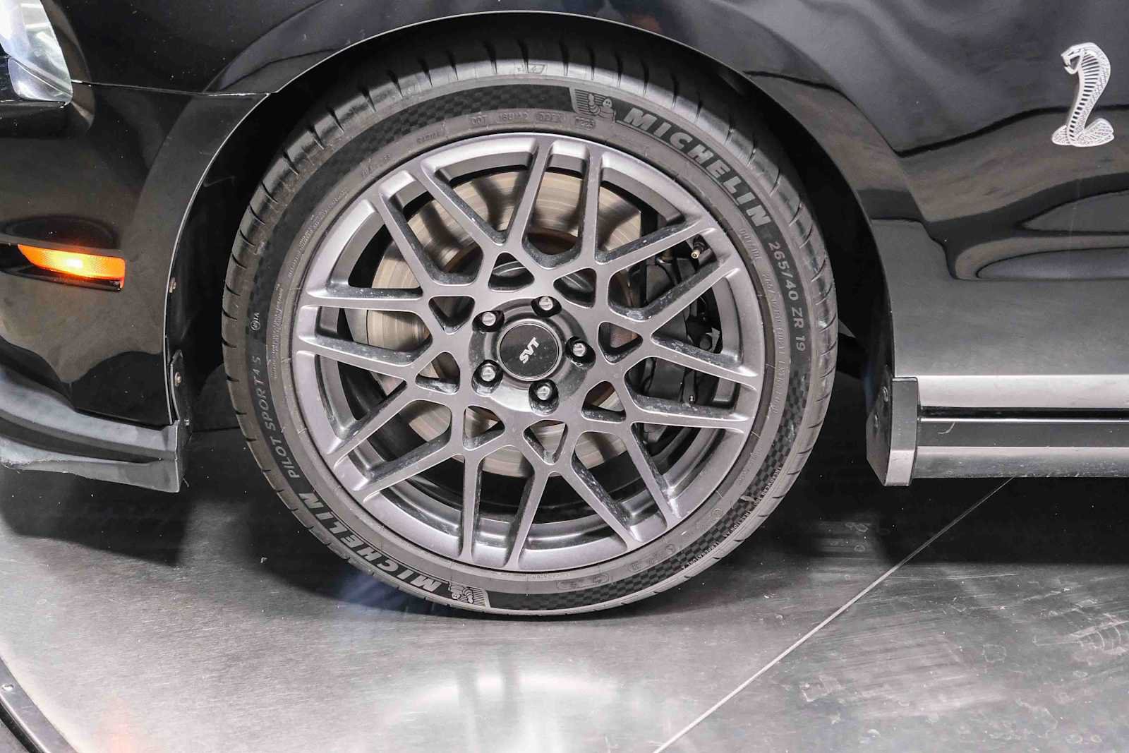 Used 2014 Ford Mustang Shelby GT500 w/ Equipment Group 821A RWD image 10