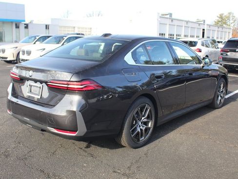 New 2026 BMW 530i xDrive w/ Executive Package AWD/4WD image 10