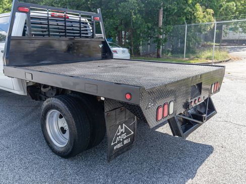 Used 2016 Chevrolet Silverado 3500 W/T w/ WT Convenience Package image 9
