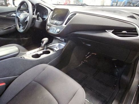 Used 2023 Chevrolet Malibu LT image 16