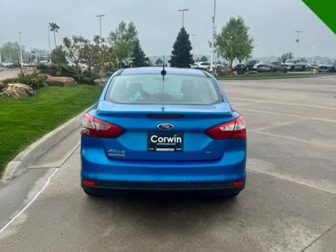 Used 2012 Ford Focus SE FWD image 5