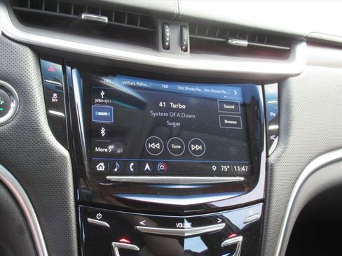 Used 2019 Cadillac XTS Luxury image 21