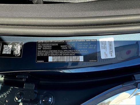 New 2026 Volvo XC60 B5 Plus w/ Protection Package Premier image 25