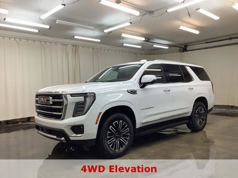 Used 2025 GMC Yukon Elevation image 1