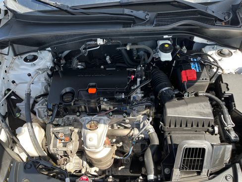 Used 2023 Honda HR-V EX-L image 9