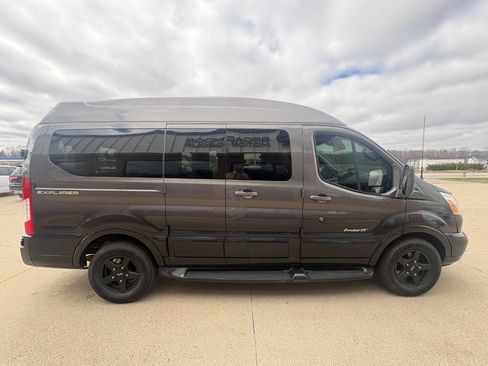 Used 2015 Ford Transit 150 130 Low Roof w/ Exterior Upgrade Package image 6