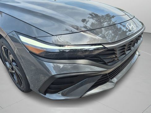 New 2026 Hyundai Elantra SEL Sport FWD image 32