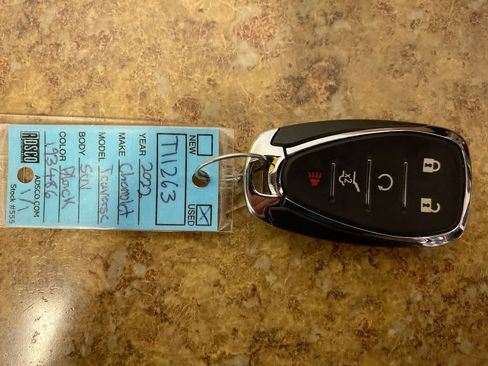 Used 2022 Chevrolet Traverse LT image 23