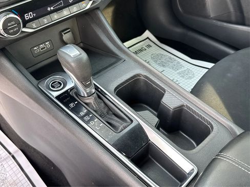 Used 2020 Nissan Sentra SV FWD image 18