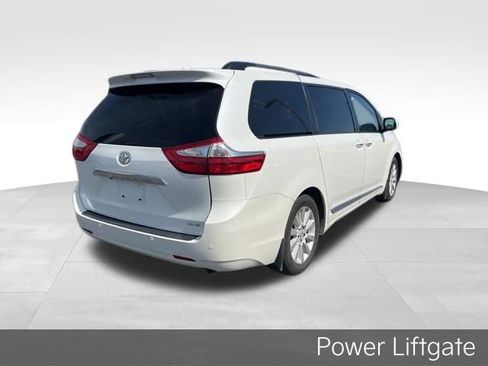 Used 2015 Toyota Sienna Limited Premium image 6