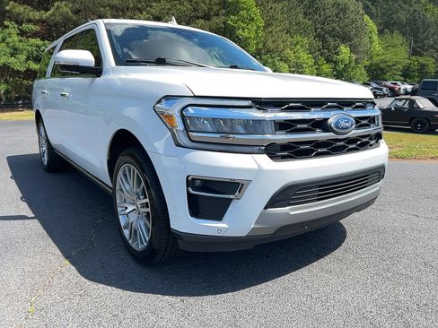 Used 2024 Ford Expedition Max Limited image 3