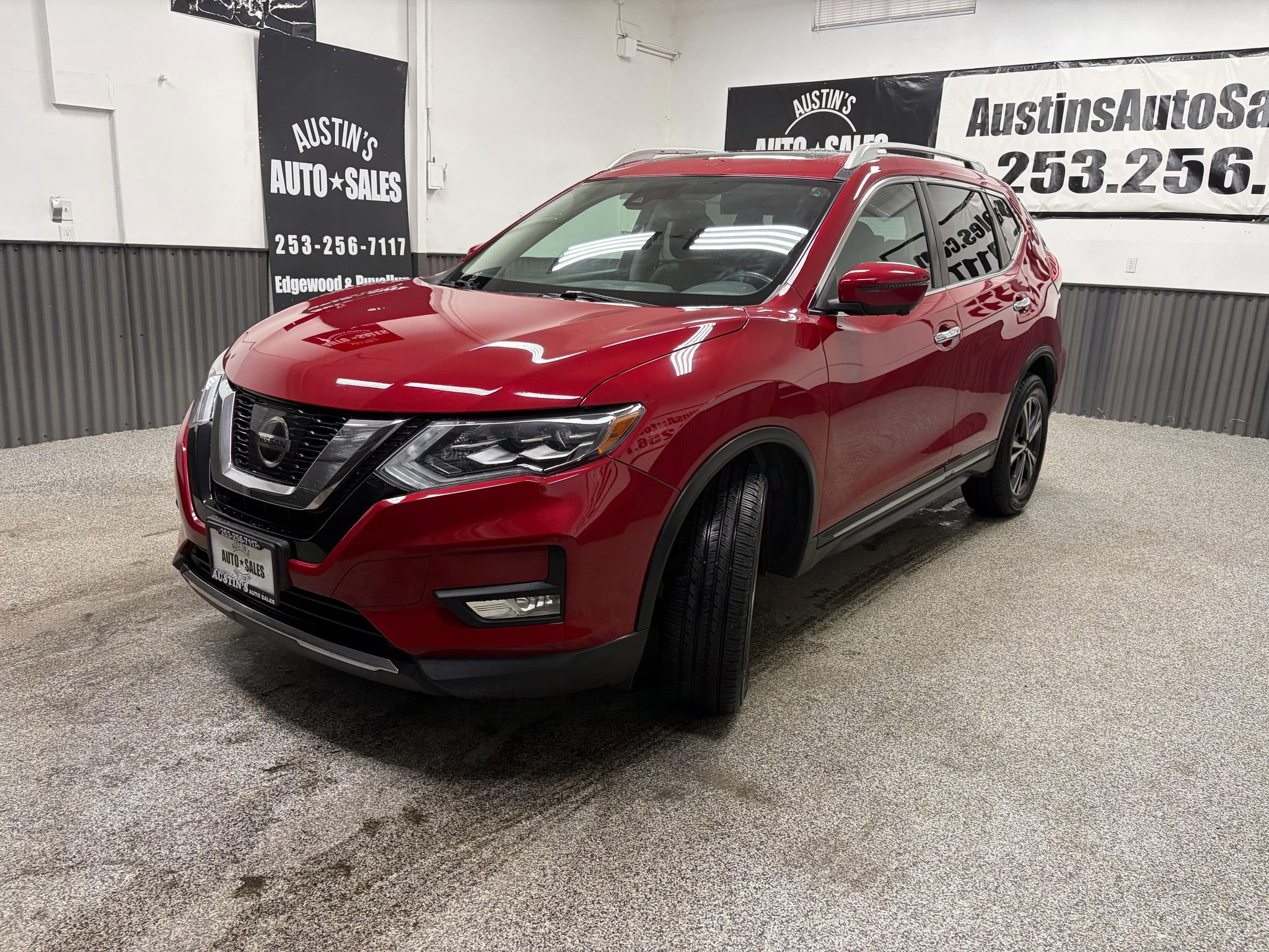 Used 2017 Nissan Rogue SL w/ SL Premium Package AWD/4WD image 6