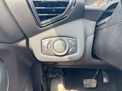Used 2019 Ford Escape Titanium AWD/4WD image 19