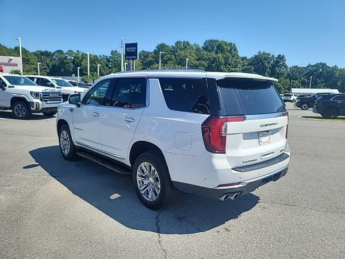 Used 2025 GMC Yukon Denali RWD image 5