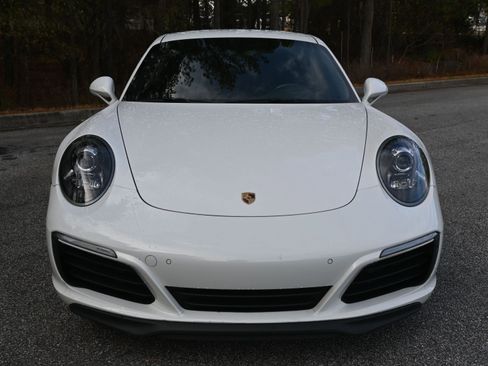 Certified 2018 Porsche 911 Carrera 4S image 14