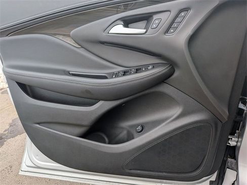 Used 2019 Buick Envision Essence image 15