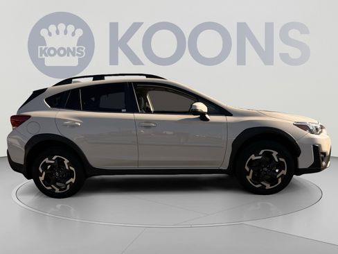 Used 2022 Subaru Crosstrek 2.5i Limited w/ Moonroof Package 1 AWD/4WD image 8