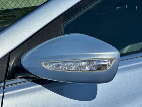 Used 2013 Hyundai Sonata Limited w/ Panoramic Sunroof Pkg FWD image 38