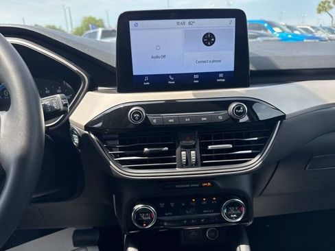 Used 2021 Ford Escape SE w/ Convenience Package FWD image 7