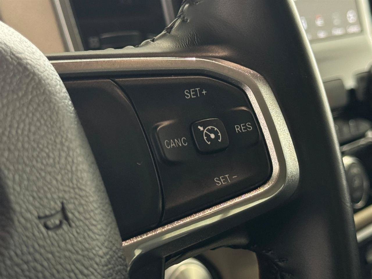 Used 2021 RAM 1500 Laramie AWD/4WD image 13