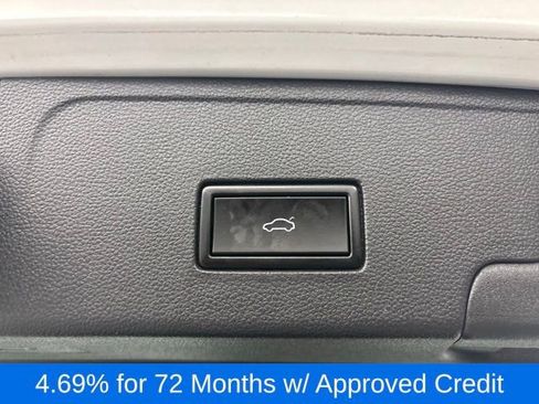 Used 2020 Volkswagen Atlas Cross Sport SE image 34