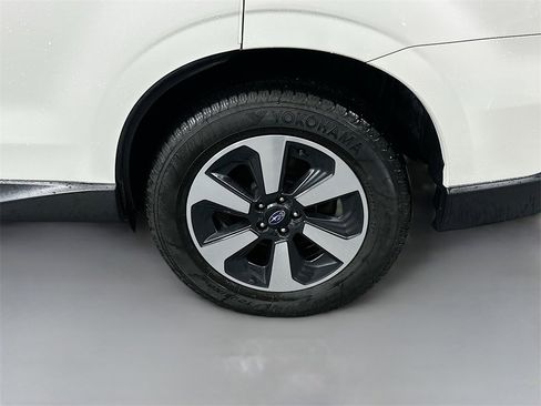 Used 2018 Subaru Forester 2.5i Premium image 31