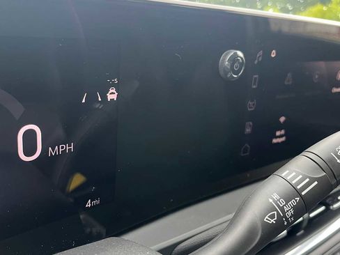 New 2025 Buick Envista Preferred w/ Convenience I Package image 16