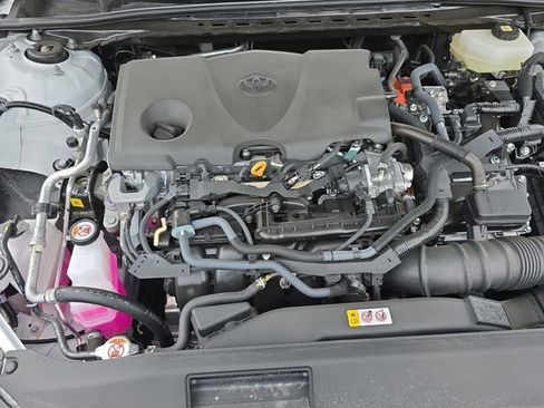 Used 2026 Toyota Camry LE w/ Convenience Package FWD image 30