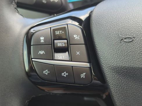 Used 2022 Ford Escape SEL image 24