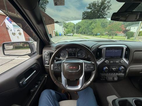 Used 2019 GMC Sierra 1500 SLE w/ SLE Value Package AWD/4WD image 10