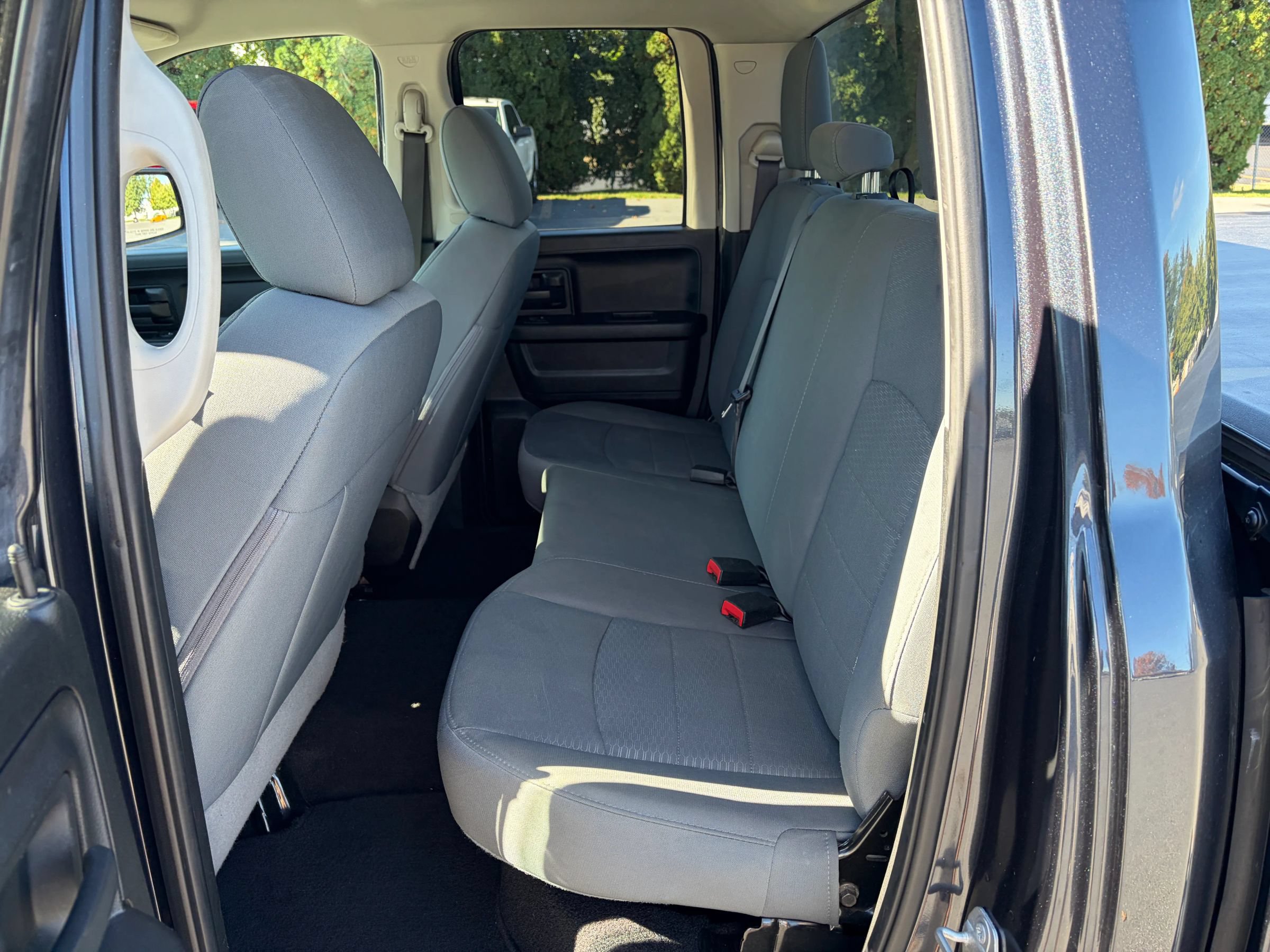 Used 2019 RAM 1500 Classic Tradesman AWD/4WD image 14