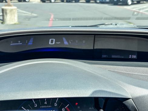 Used 2012 Honda Civic Hybrid Sedan image 23