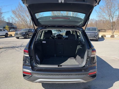 New 2026 Volkswagen Taos S FWD image 6