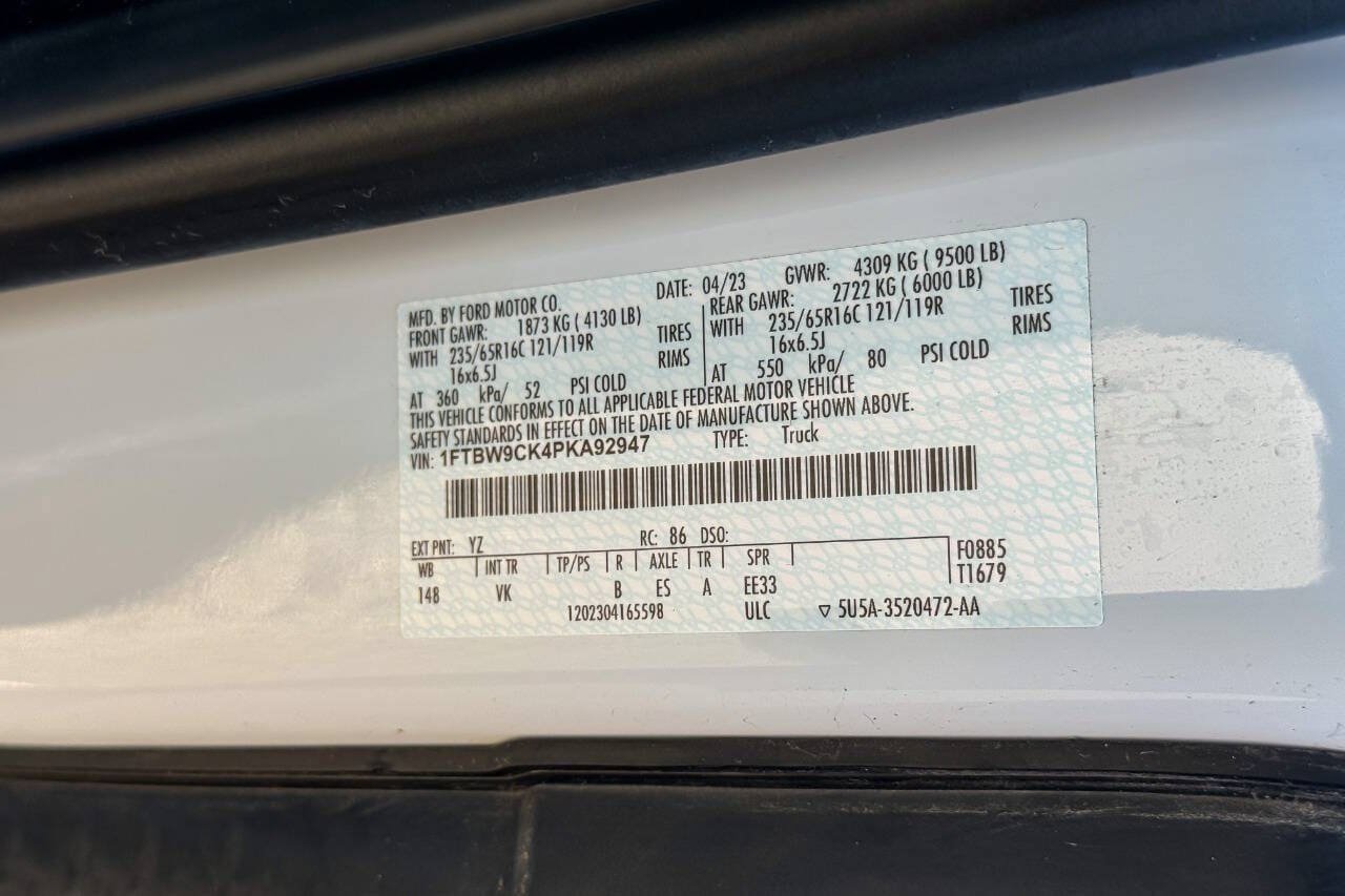Used 2023 Ford E-Transit Medium Roof RWD image 17