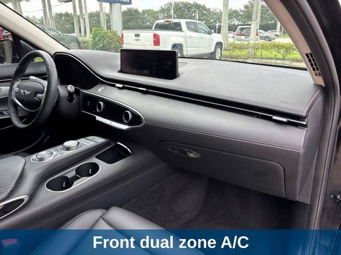Used 2024 Genesis GV70 2.5T AWD/4WD image 15