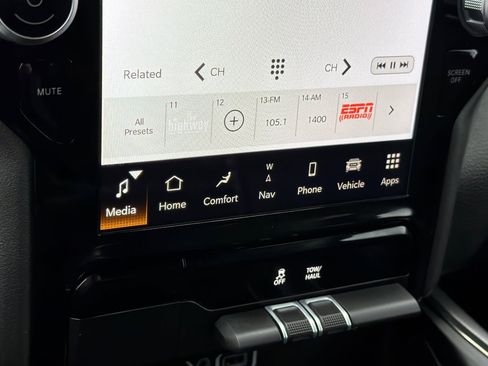 Used 2023 RAM 1500 Rebel w/ Night Edition image 20