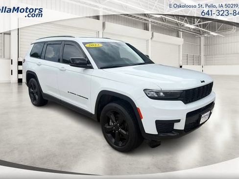 Used 2023 Jeep Grand Cherokee L Laredo AWD/4WD image 1