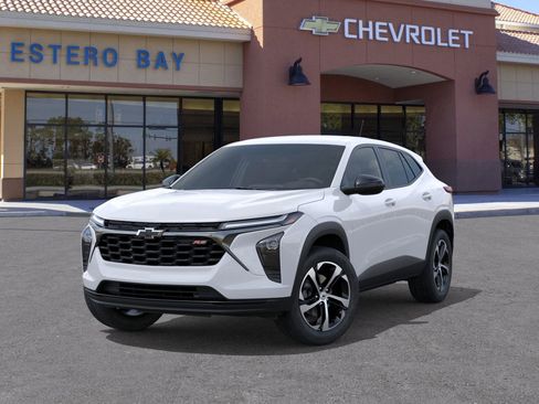 New 2026 Chevrolet Trax RS w/ Driver Confidence Package image 30