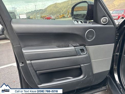 Used 2020 Land Rover Range Rover Sport HSE Dynamic image 15