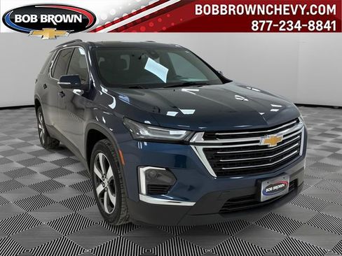 Certified 2023 Chevrolet Traverse LT w/ LT Premium Package image 1