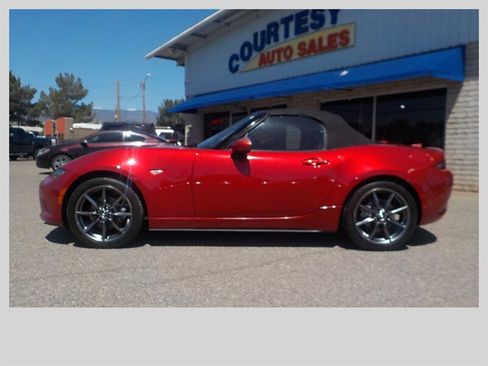 Used 2016 MAZDA MX-5 Miata Grand Touring RWD image 5