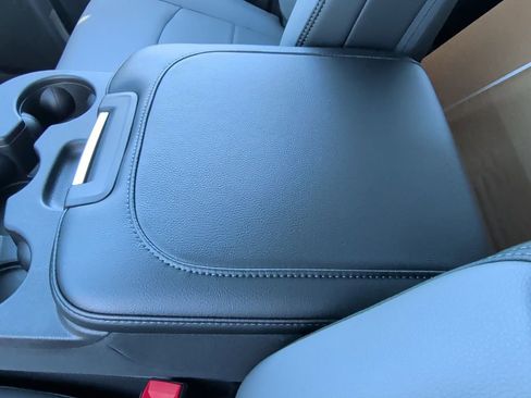 New 2026 RAM 2500 Tradesman w/ Chrome Appearance Group image 29