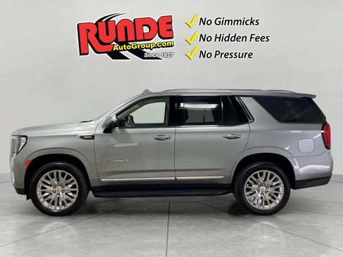 Used 2024 GMC Yukon Denali w/ Advanced Technology Package AWD/4WD image 2